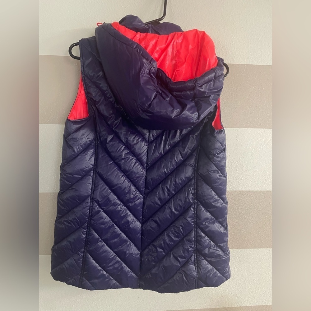 Tek Gear Red Puffer Vest - Picture 8 of 11
